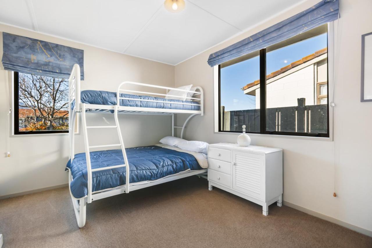 Get The Family Together Under One Roof Cromwell Exterior foto